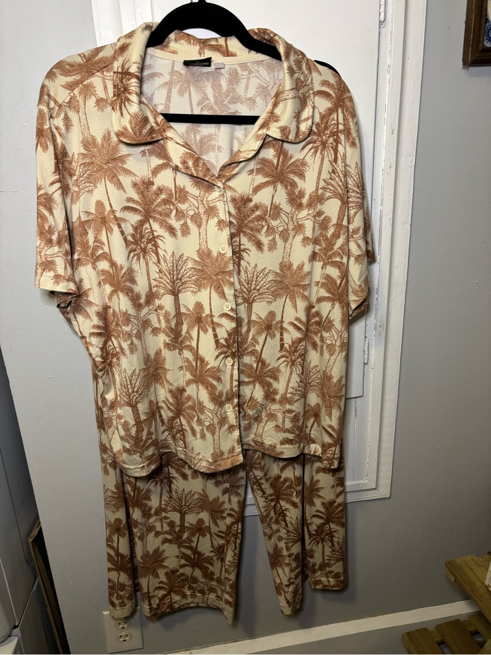 Women's Beige Palm-Print Pajama Set